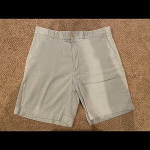 Southern Tide Skipjack shorts
